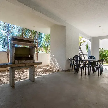 Villa Lazi Sea View *